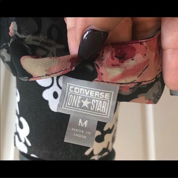 Converse Ruffled Floral Chiffon blouse - Picture 4 of 4